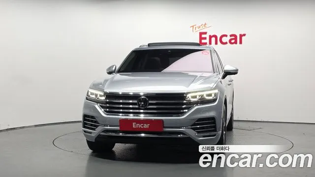 Volkswagen Touareg Touareg 3 поколение 3.0 TDI Prestige — Фото автомобиля 3