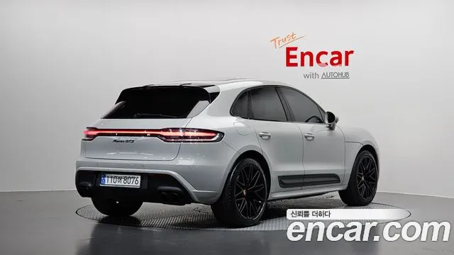 Porsche Macan — Фото автомобиля 2
