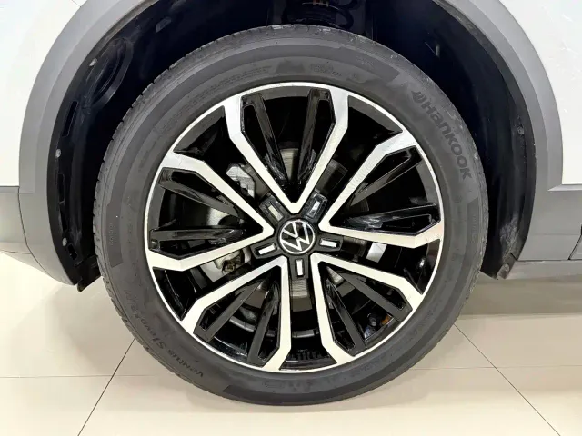 Volkswagen Volkswagen T-ROC 2022 280TSI DSG 2WD Comfort PLUS — Фото автомобиля 17
