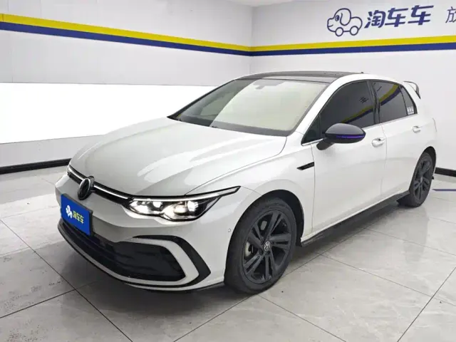 Фотография автомобиля — Volkswagen Golf