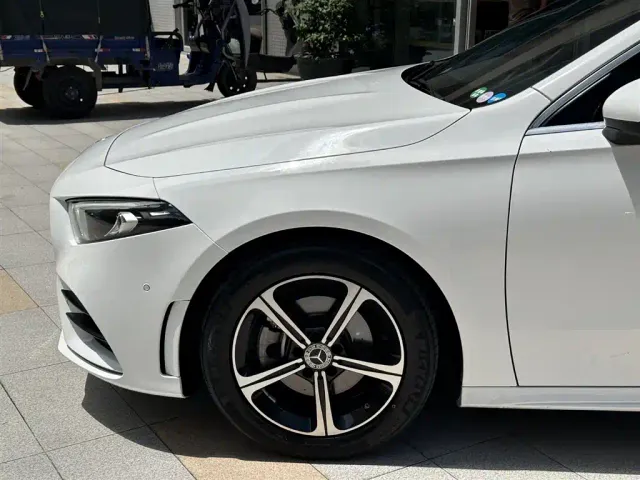 Mercedes-Benz A-Class — Фото автомобиля 5