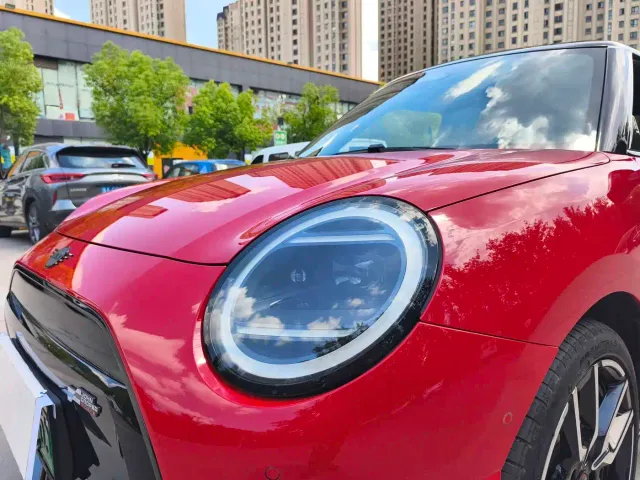 MINI Cooper — Фото автомобиля 9