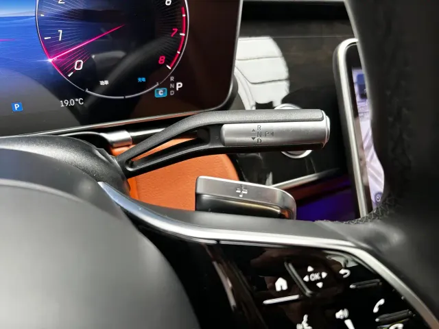Mercedes-Benz Maybach S-Class — Фото автомобиля 10