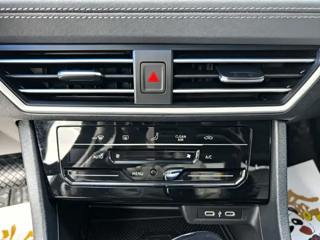 Volkswagen Sagitar — Фото автомобиля 10