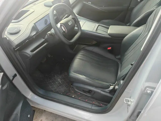 Geely Galaxy E5 — Фото автомобиля 11