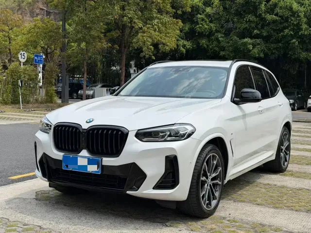 Фотография автомобиля — BMW X3