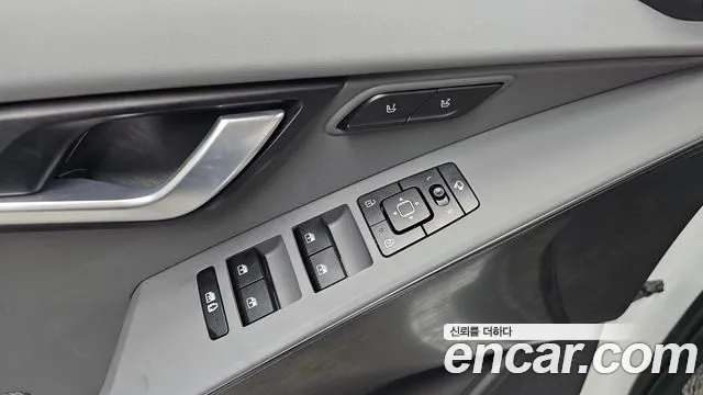 Kia Niro The All New — Фото автомобиля 27