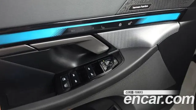 BMW 5-Series 5 серия (G60) 530i xDrive M Sport — Фото автомобиля 28