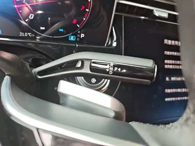 Mercedes-Benz E-Class — Фото автомобиля 13