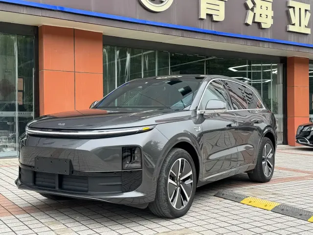 Фотография автомобиля — Li Auto L6