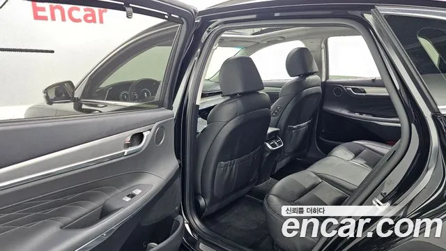 Hyundai Grandeur — Фото автомобиля 15
