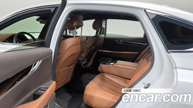 Genesis G80 RG3 — Фото автомобиля 17