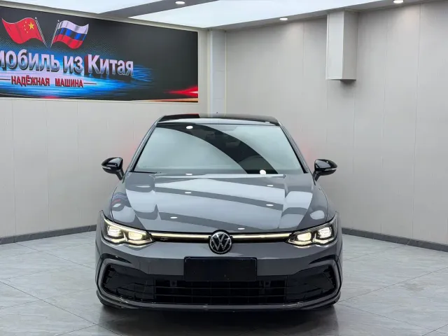 Volkswagen Golf — Фото автомобиля 2
