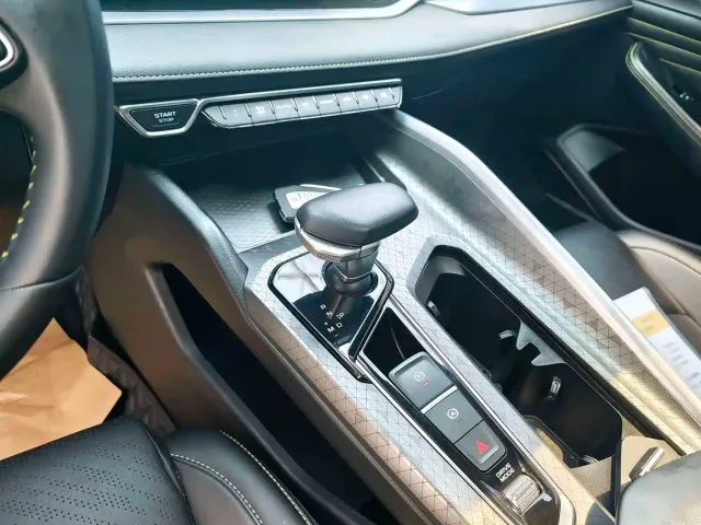 Geely Xingrui — Фото автомобиля 9