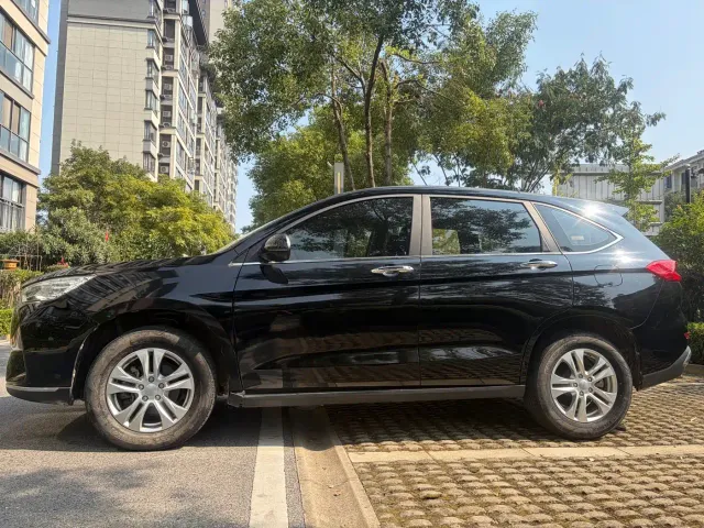 Haval M6 — Фото автомобиля 4
