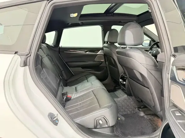 BMW 6 Series Gran Turismo — Фото автомобиля 26