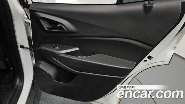 ChevroletGMDaewoo Trax Trax Кроссовер — Фото автомобиля 25