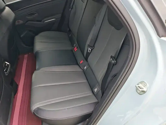 BYD Qin L — Фото автомобиля 16