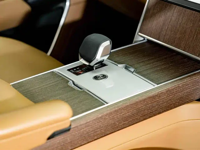 Land Rover Range Rover — Фото автомобиля 19