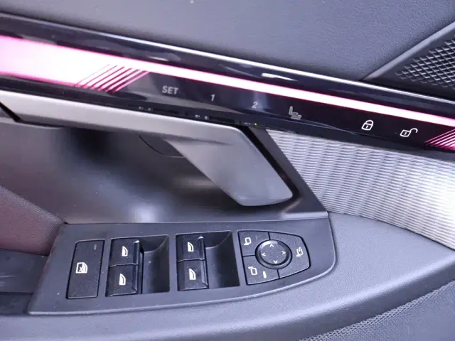 BMW 5 Series — Фото автомобиля 17