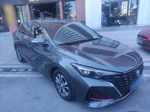 Changan Eado — Фото автомобиля 21
