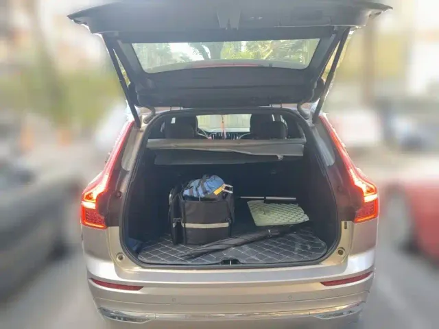 Volvo XC60 — Фото автомобиля 20
