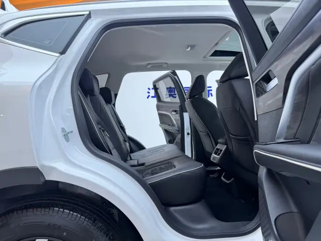 Haval H6 — Фото автомобиля 17