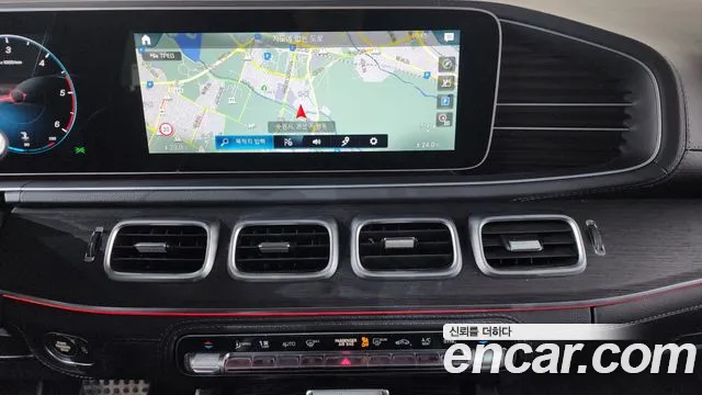 Mercedes-Benz GLS-Class — Фото автомобиля 14