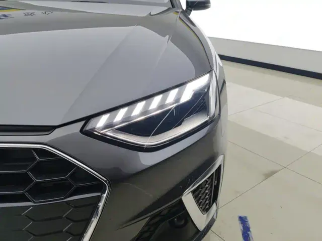 Audi Audi A4L 2022 40 TFSI Fashion Dynamic — Фото автомобиля 5