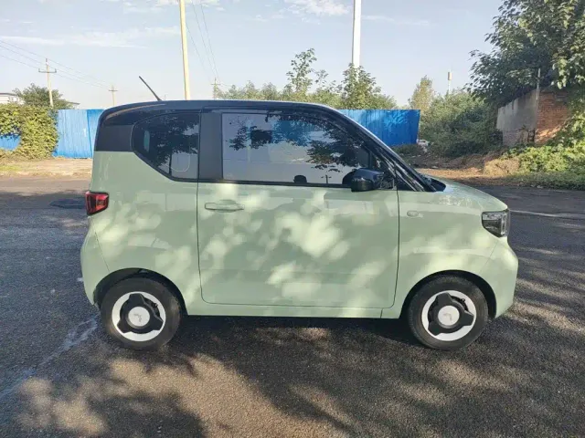 Wuling Hongguang Mini EV — Фото автомобиля 23