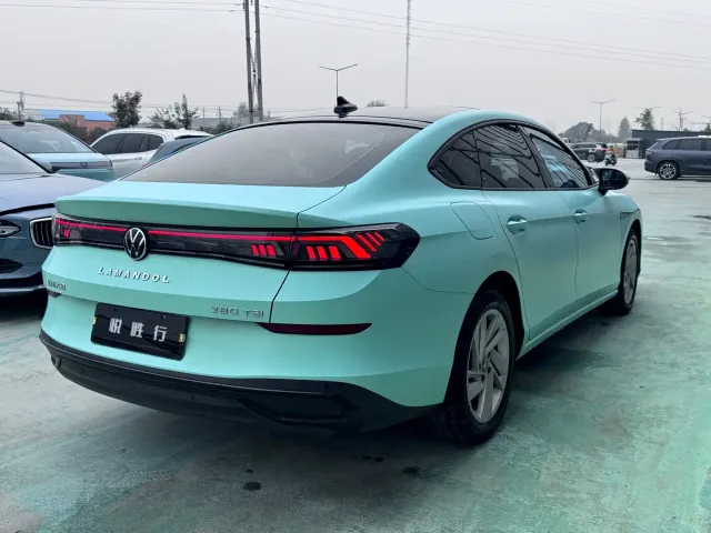Volkswagen Lamando — Фото автомобиля 7