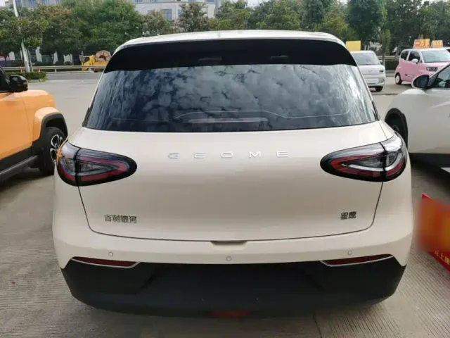 Geely Starry Wish — Фото автомобиля 5