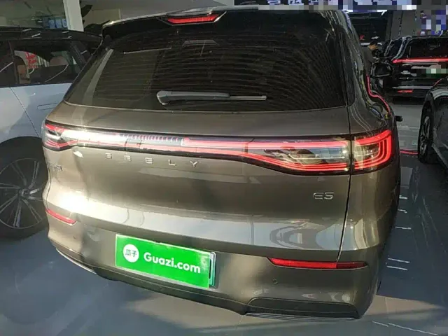 Geely Galaxy E5 — Фото автомобиля 5