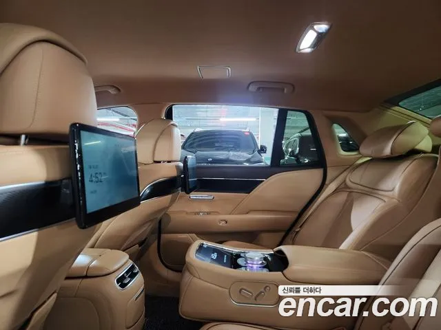 Genesis G90 — Фото автомобиля 10