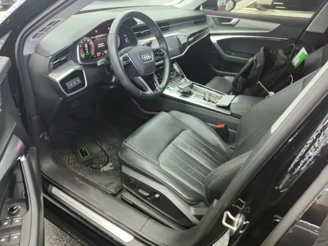 Audi A6L — Фото автомобиля 14