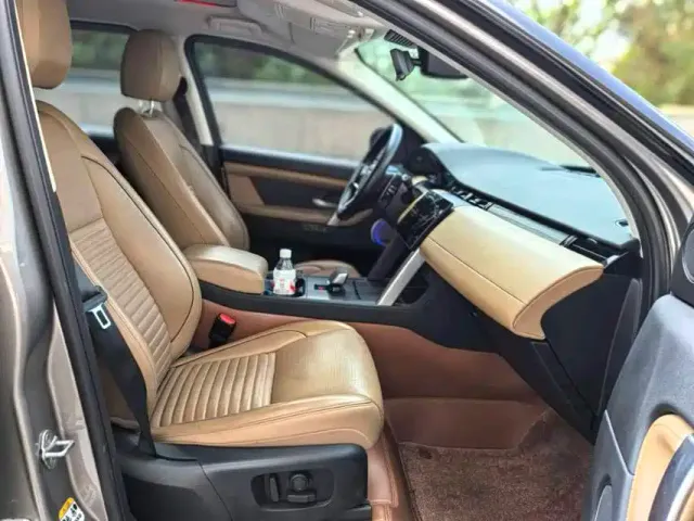 Land Rover Discovery Sport — Фото автомобиля 6