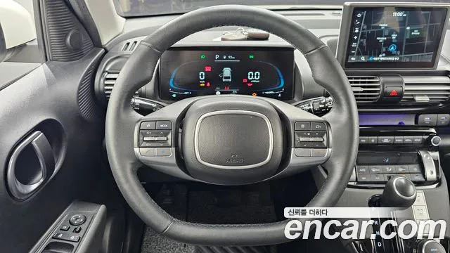Hyundai Casper — Фото автомобиля 12