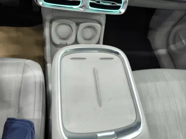 Leapmotor B10 — Фото автомобиля 16