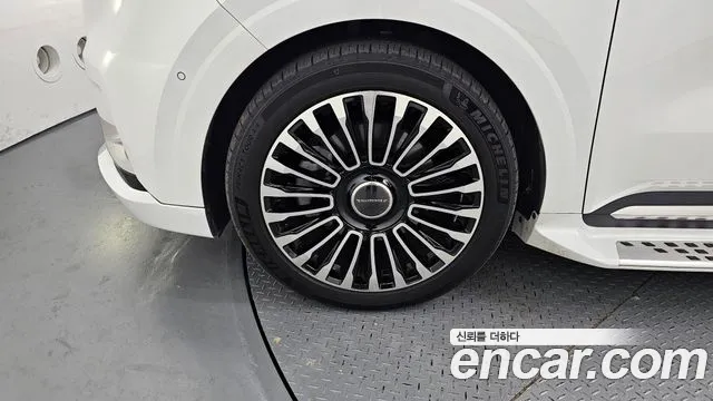 Kia Canival Carnival 4 поколение Дизель 9 мест Hi-Limousine — Фото автомобиля 5