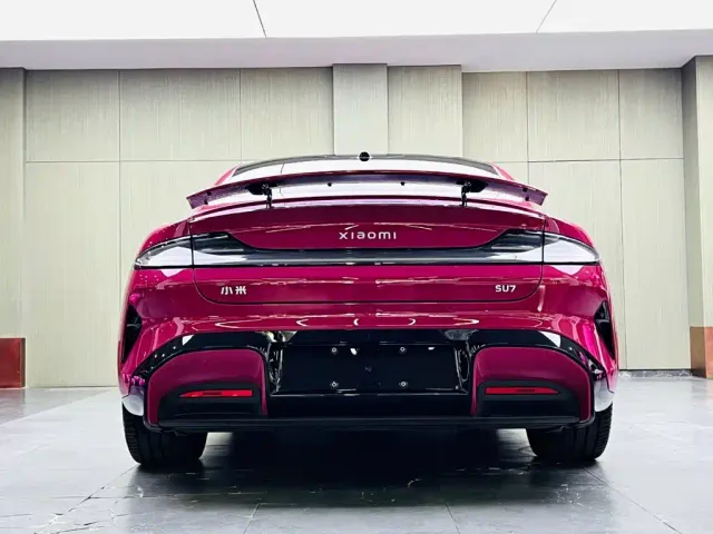 Xiaomi SU7 — Фото автомобиля 5
