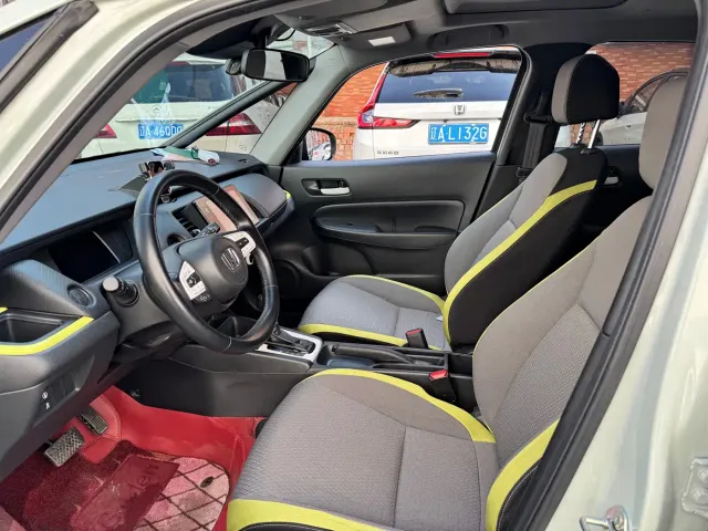 Honda Fit — Фото автомобиля 7
