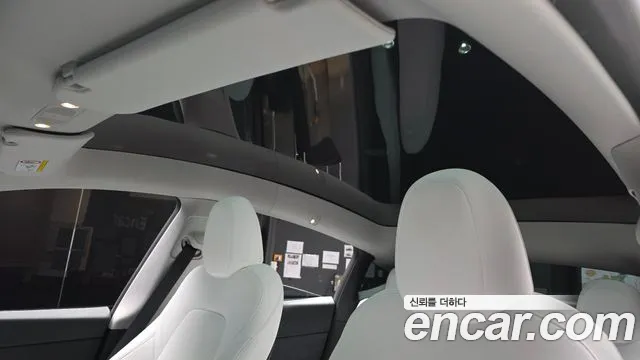 Tesla Model Y — Фото автомобиля 18