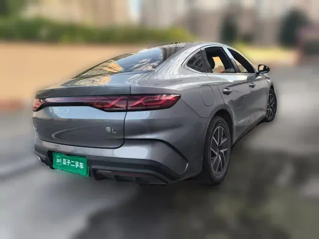BYD Qin L — Фото автомобиля 4