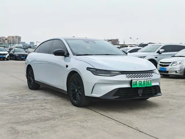 Leapmotor C01 — Фото автомобиля 3