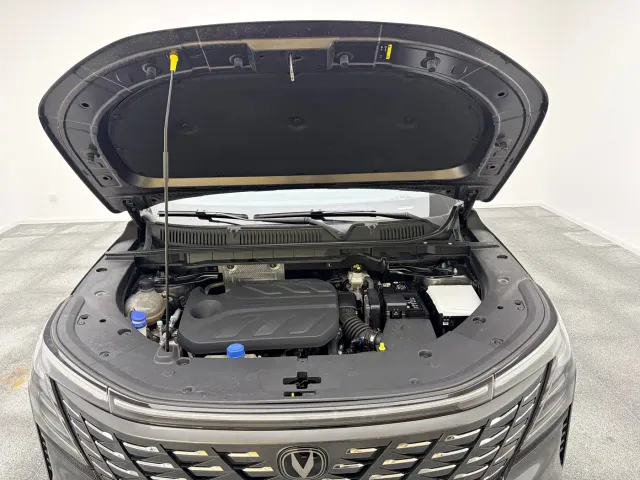 Changan CS75 Plus — Фото автомобиля 16