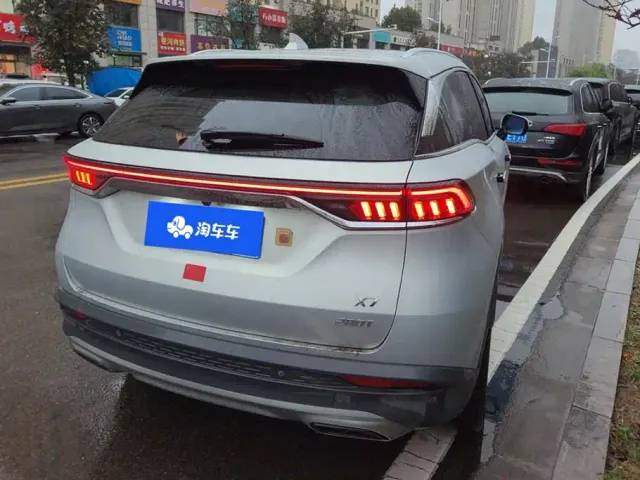 BAIC X7 — Фото автомобиля 3