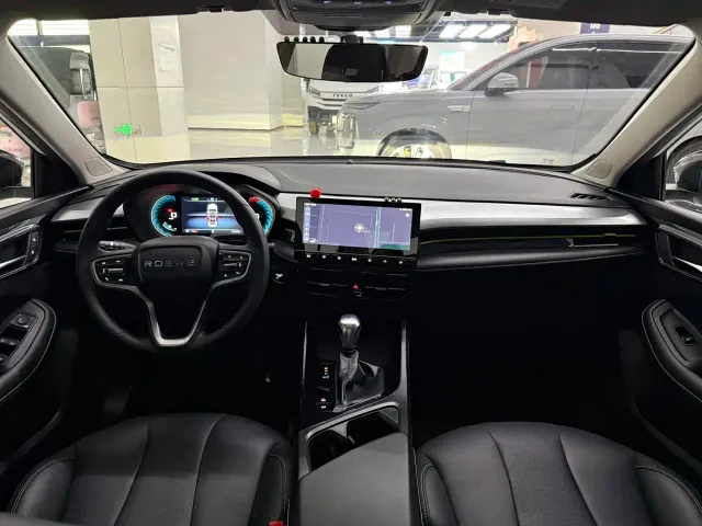 Roewe i5 — Фото автомобиля 5