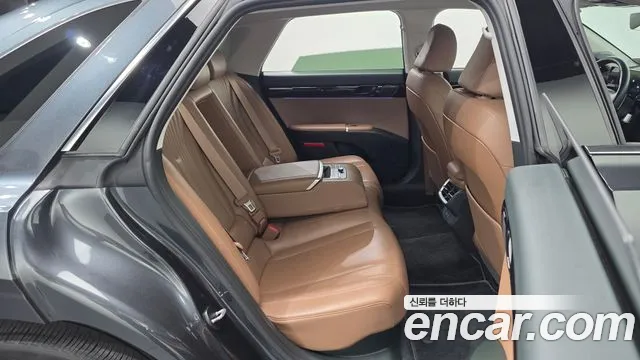 Hyundai Grandeur GN7 — Фото автомобиля 25