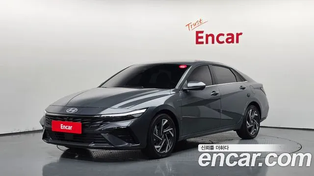 Фотография автомобиля — Hyundai Avante CN7