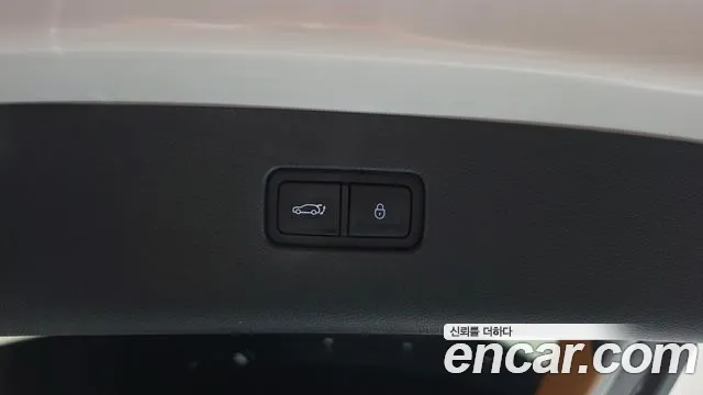 Genesis GV80 — Фото автомобиля 25